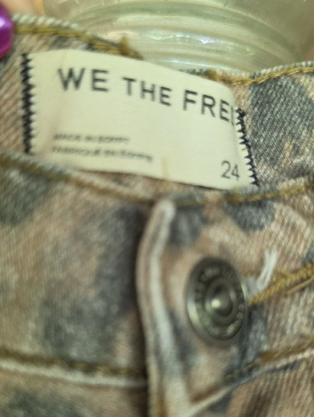 We The Free Leopard Barrel Jeams BNWT Sz 24 - Picture 2 of 5